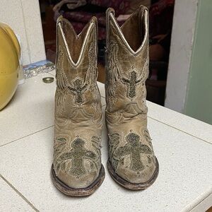 Embroidered Western Cowboy Boots